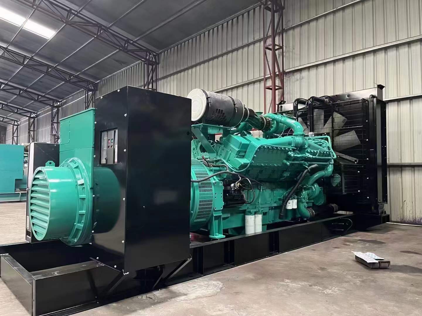 呈贡如何降低 800kW 柴油发电机输出电流的波动?